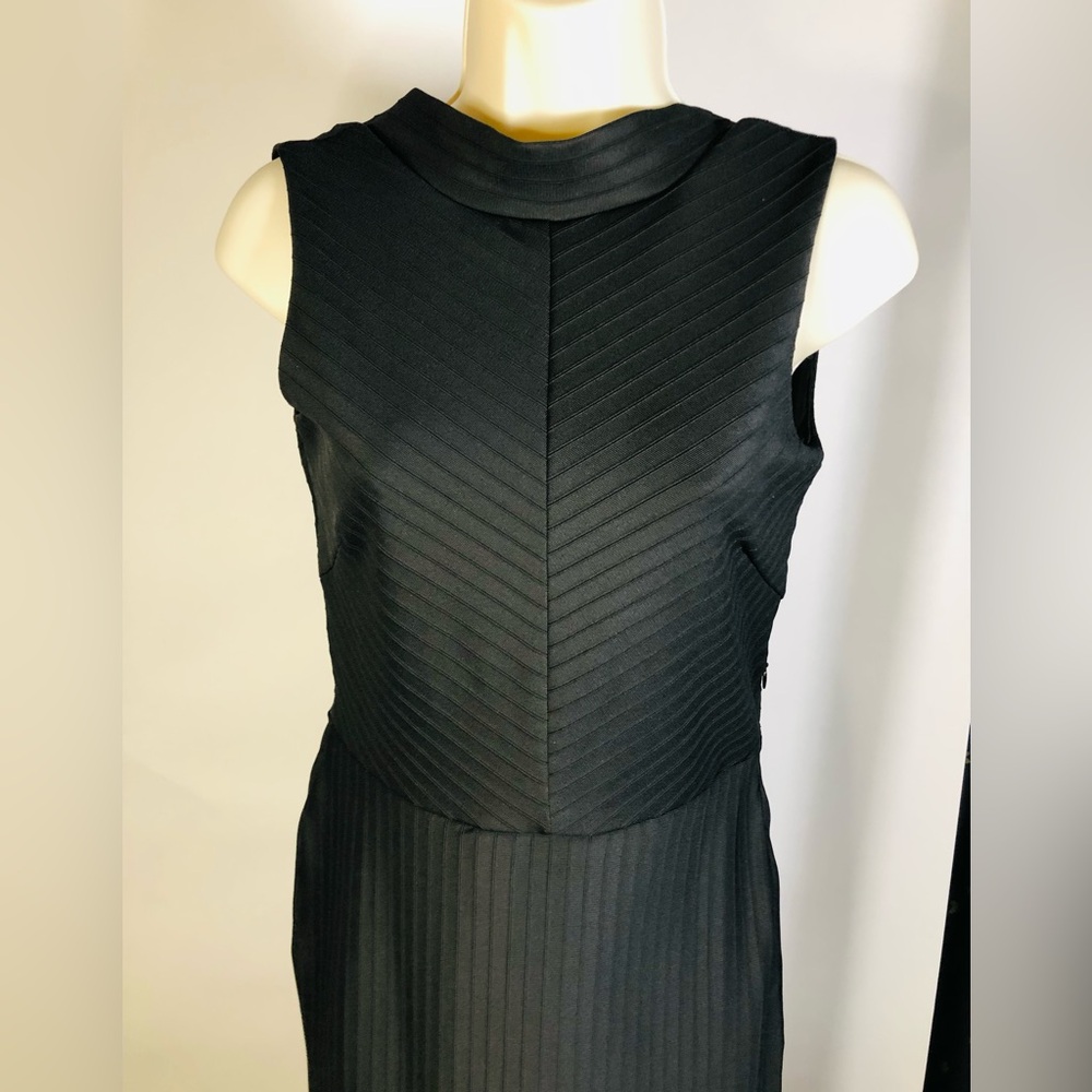 Rare H&M Classic Black Sheath Dress with Textured Accent Stripes Size 6 NWT LBD